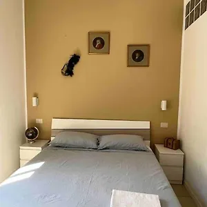 https://tarra-place.italymilanhotels.net